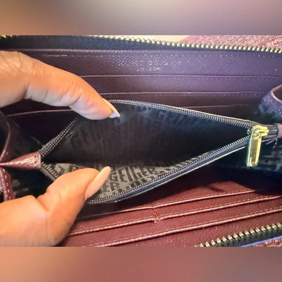 Sold: Kurt Geiger Rainbow Striped Wallet - Picture 9 of 9